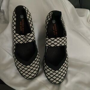 Casual Sneaker Like